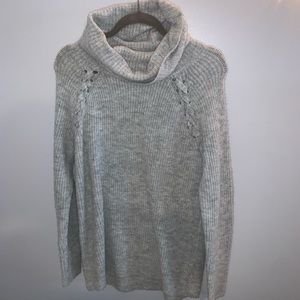 Hollister Gray Sweater
